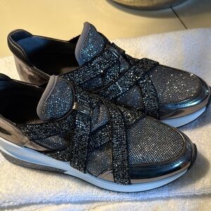 Gianni Bini women like new no tags